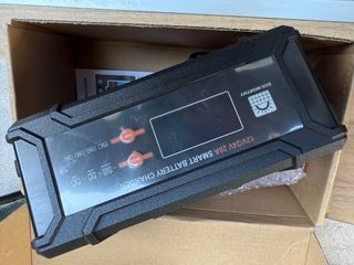 Cargador Batería ECO-WORTHY 12V/24V lifepo4.