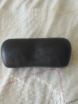 Funda de gafas Chanel negra