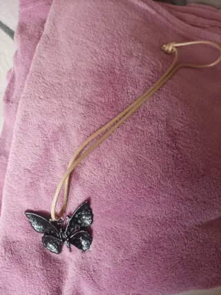Colgante mariposa multicolor