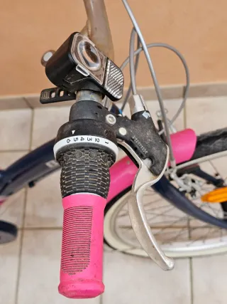 Bicicleta infantil BTWIN rosa y azul