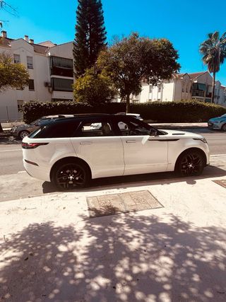 Lamd rover Velar 2018