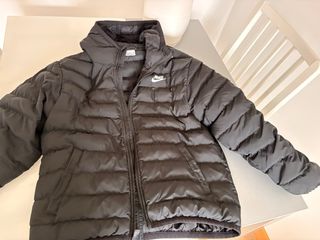 Chaqueta bomber negra Nike
talla niño 12 años