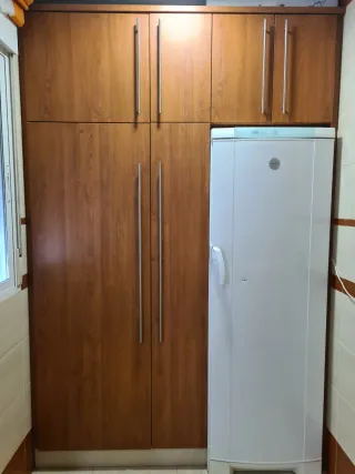 Mueble despensero/escobero cocina