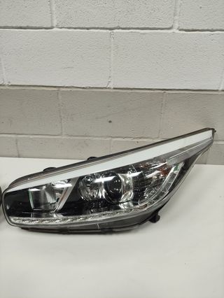 Faros con led Kia Ceed ranchera de 2014