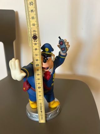 Commissario Basettoni figura 3D in resina.