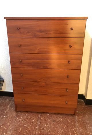 Cómoda de madera con 6 cajones