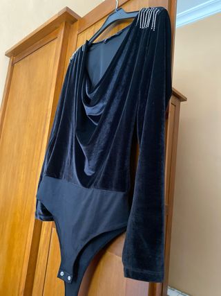 Body Terciopelo Negro Zara Talla S