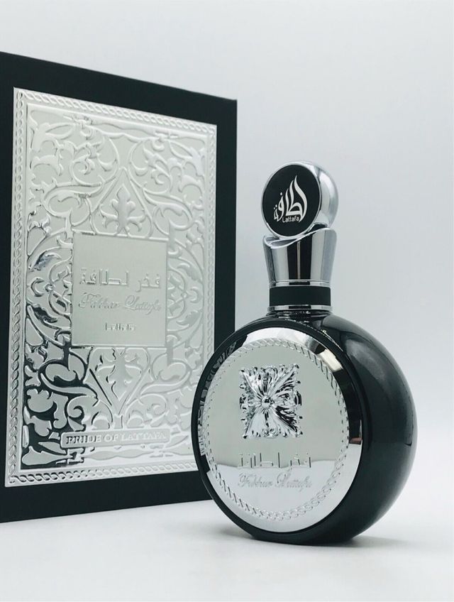 Fakhar (Black) de Lattafa Perfumes.