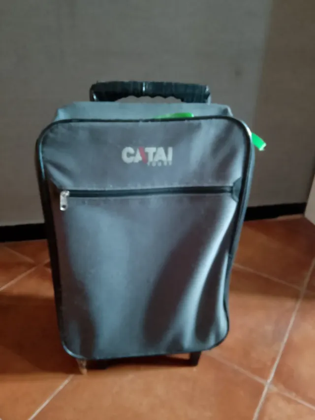 Maleta de viaje Catai gris buen estado