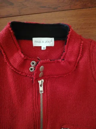 Chaqueta de lana roja