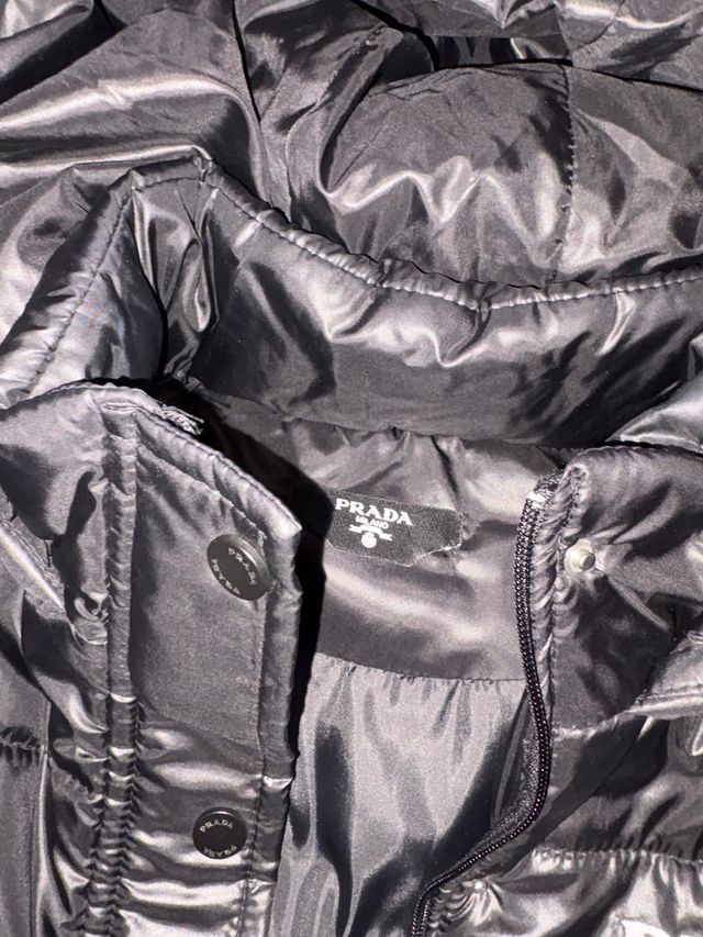 Gilet Prada nero con cappuccio taglia l