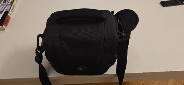 Fotocamera Lumix FZ100 + borsa Lowepro + accessori
