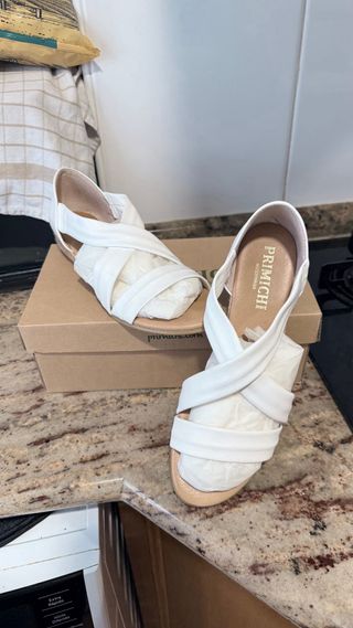 Sandalias cuña blancas Primichi