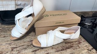 Sandalias cuña blancas Primichi