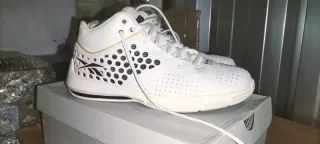 Zapatillas Reebok Blancas y Doradas