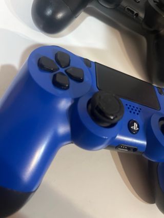 PS4 + 2 Mandos + 10 Juegos