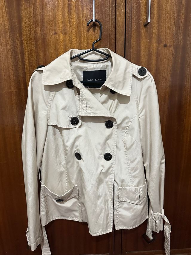 Casaco Trench Coat Curto Zara Basic Bege