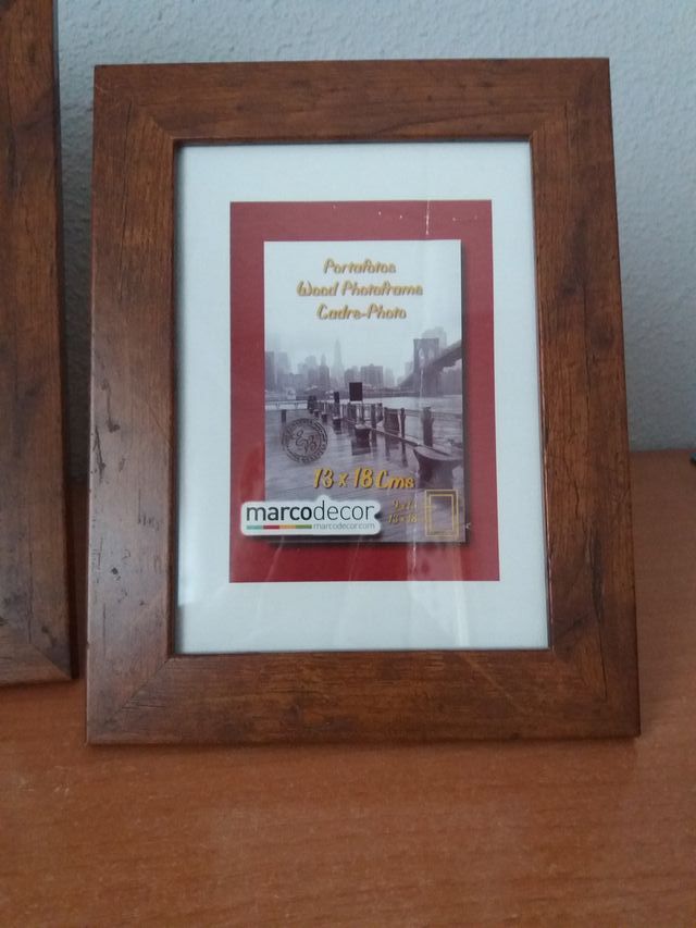 Conjunto 2 Marcos Fotos Madera 18x24 y 13x18