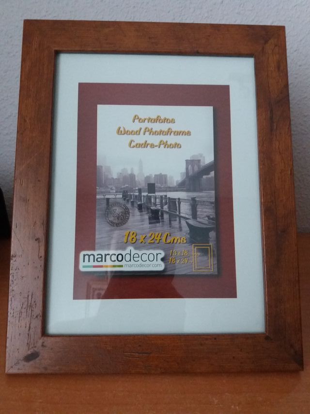 Conjunto 2 Marcos Fotos Madera 18x24 y 13x18