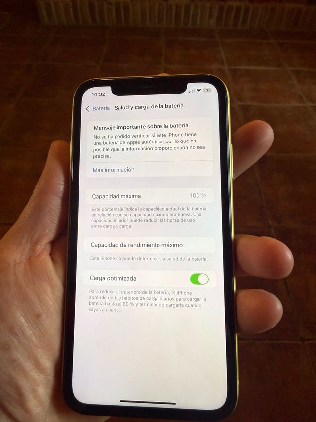 iPhone 11 Amarelo