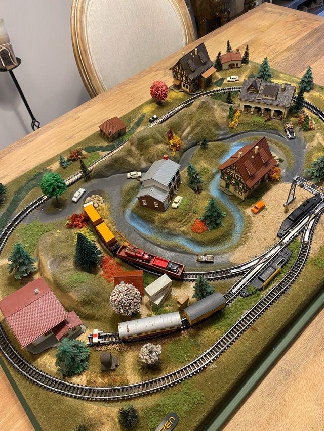 Maqueta Tren IberTrain Años 80 Remodelada