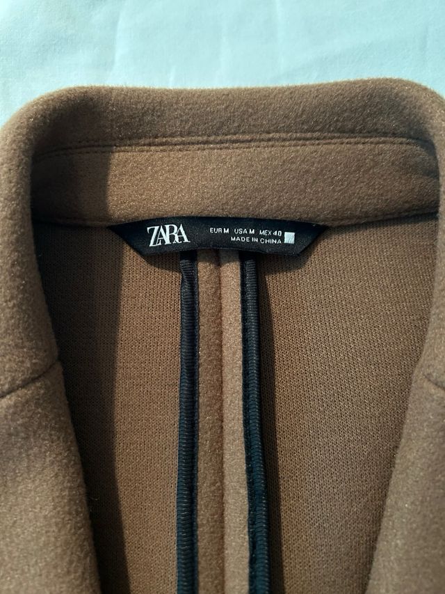 Abrigo Camel Zara Talla M