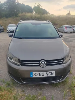 Volkswagen Touran 2011