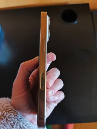 iPhone 16 Pro