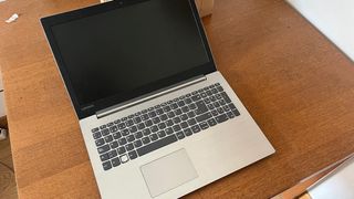 Lenovo Ideapad 330-15IKB Plata