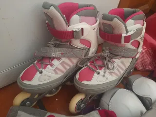 Patines Talla 38-41 + Protecciones + Casco