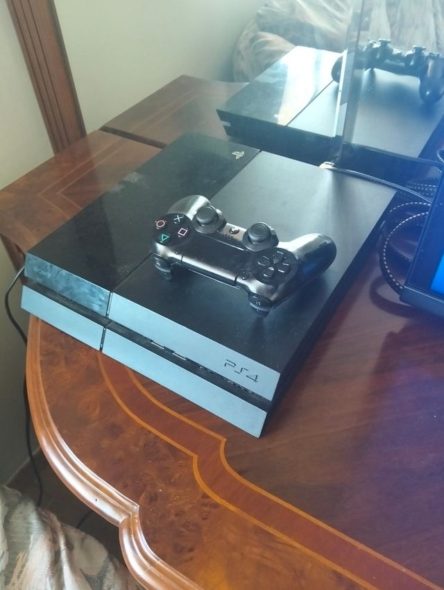 PlayStation 4 Negra