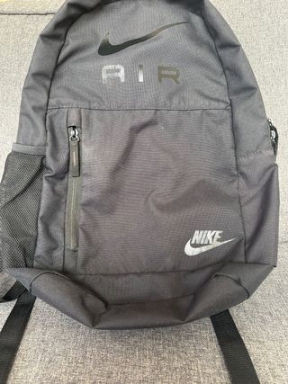 Mochila Nike Negra