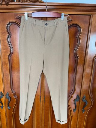 Pantalón Zara color tierra