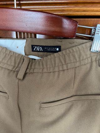 Pantalón Zara color tierra