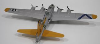 Maqueta Avión Altaya B-17G Flying Fortress 1/144