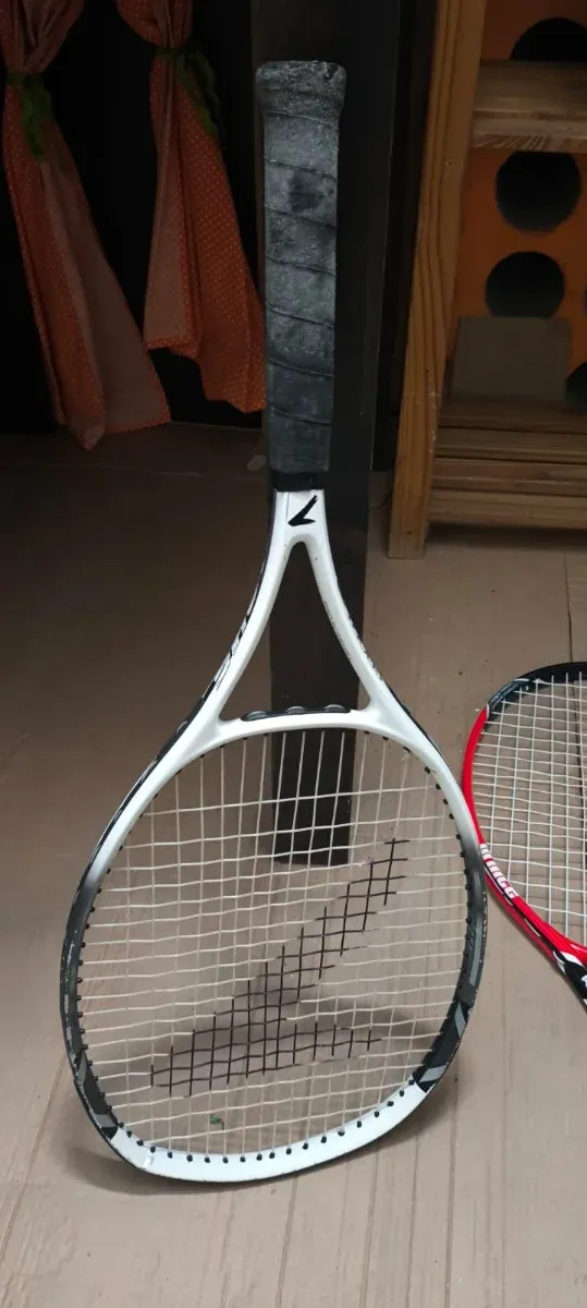 2 Raquetes de Ténis Prince Vermelhas