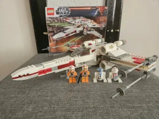 Lego Star Wars 9493 X-wing Starfighter.