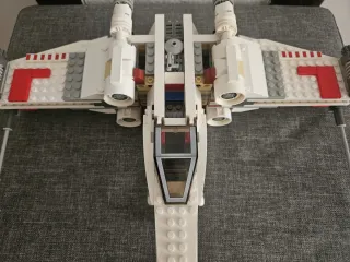 Lego Star Wars 9493 X-wing Starfighter.