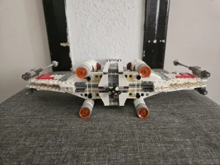 Lego Star Wars 9493 X-wing Starfighter.
