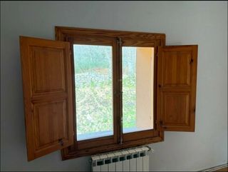 Ventanas madera 110x120 con portón