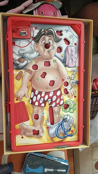 Juego Operación.