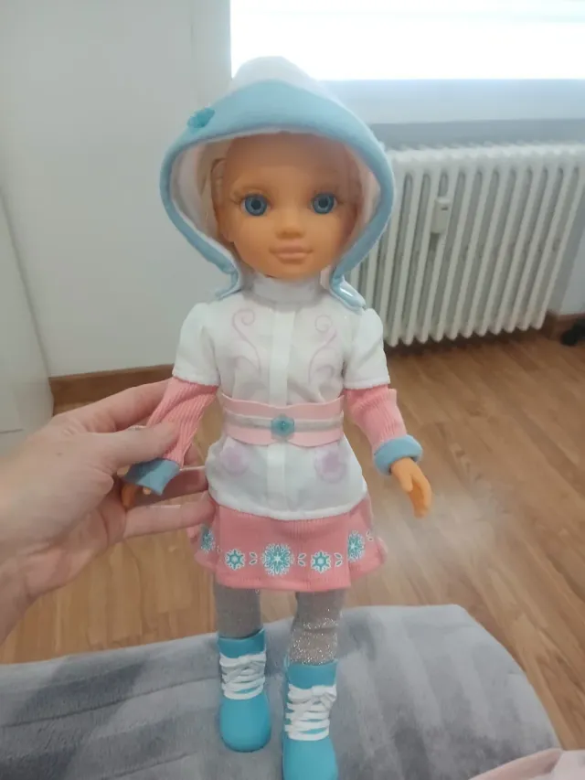 Muñeca Reborn realista y Nancy