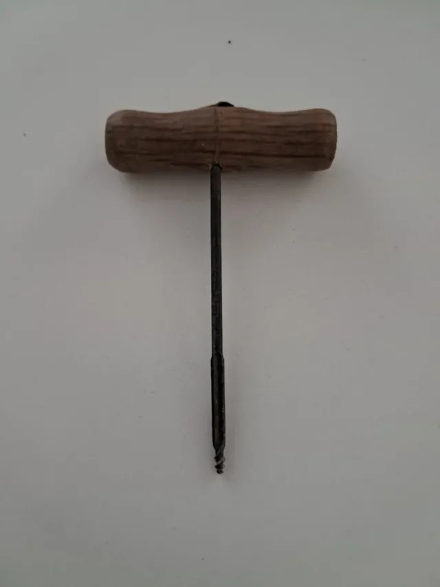 Barrena y punzón carpintería vintage