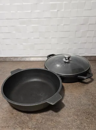 Juego de 2 cazuelas de hierro fundido