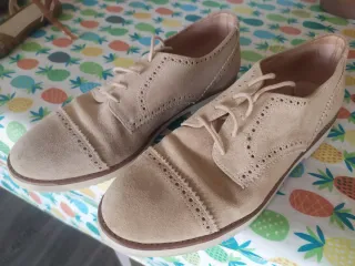 Zapatos niño ante beige talla 37
