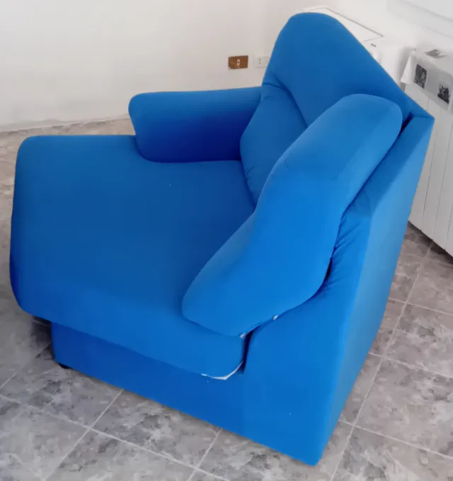 Divano angolare blu ottimo stato