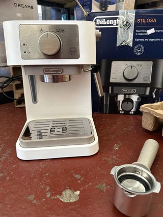 Cafetera Delonghi stilosa 