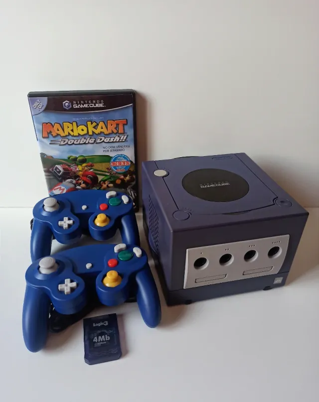 Nintendo Game Cube + Juego Mario Kart + Dos Mandos