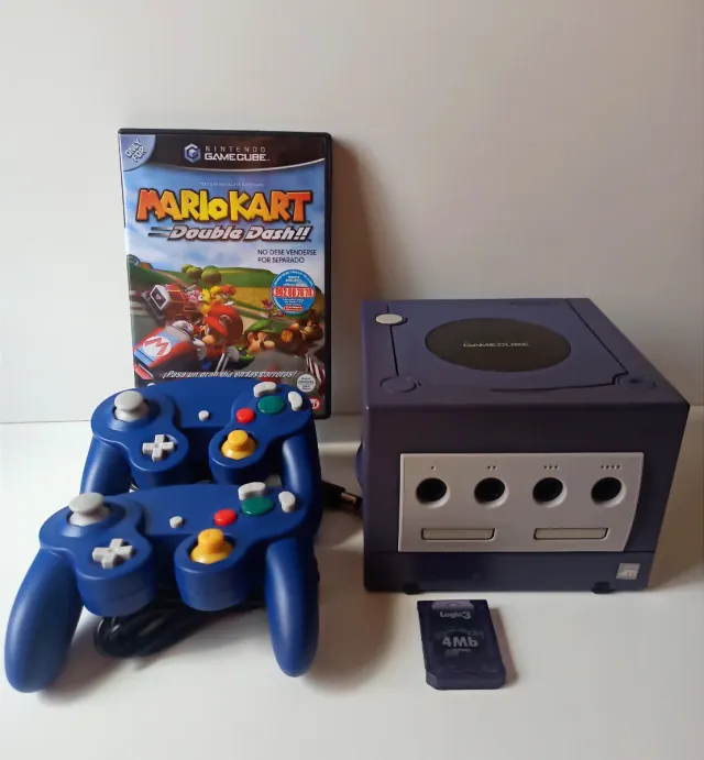 Nintendo Game Cube + Juego Mario Kart + Dos Mandos