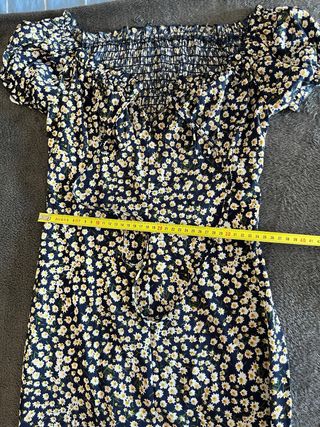 Vestido corto estampado flores